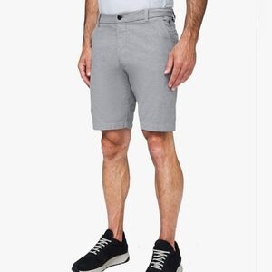 LULULEMON Men's Gray Commission Shorts Size 30